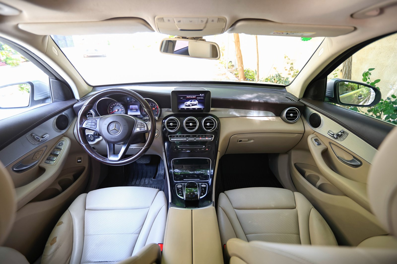 
								Mercedes GLC 250 full									