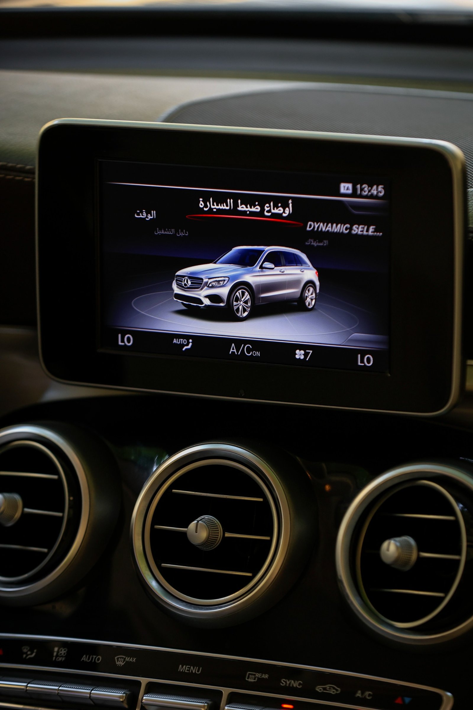 
								Mercedes GLC 250 full									