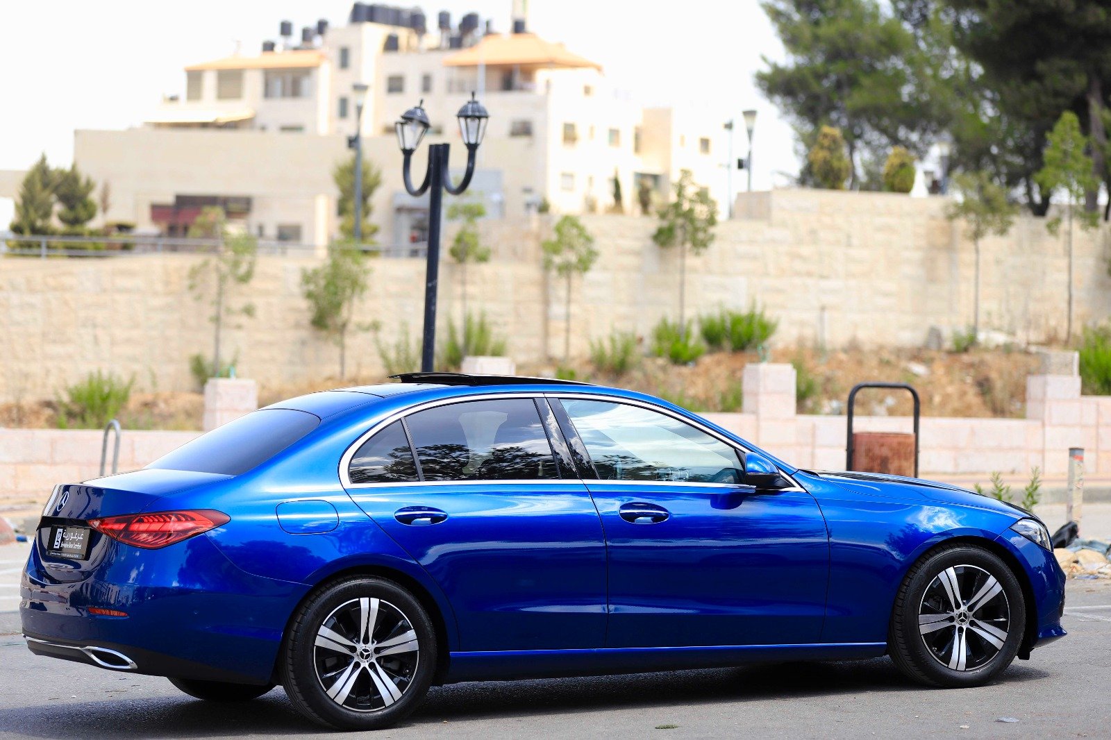 
								Mercedes C 180 full									