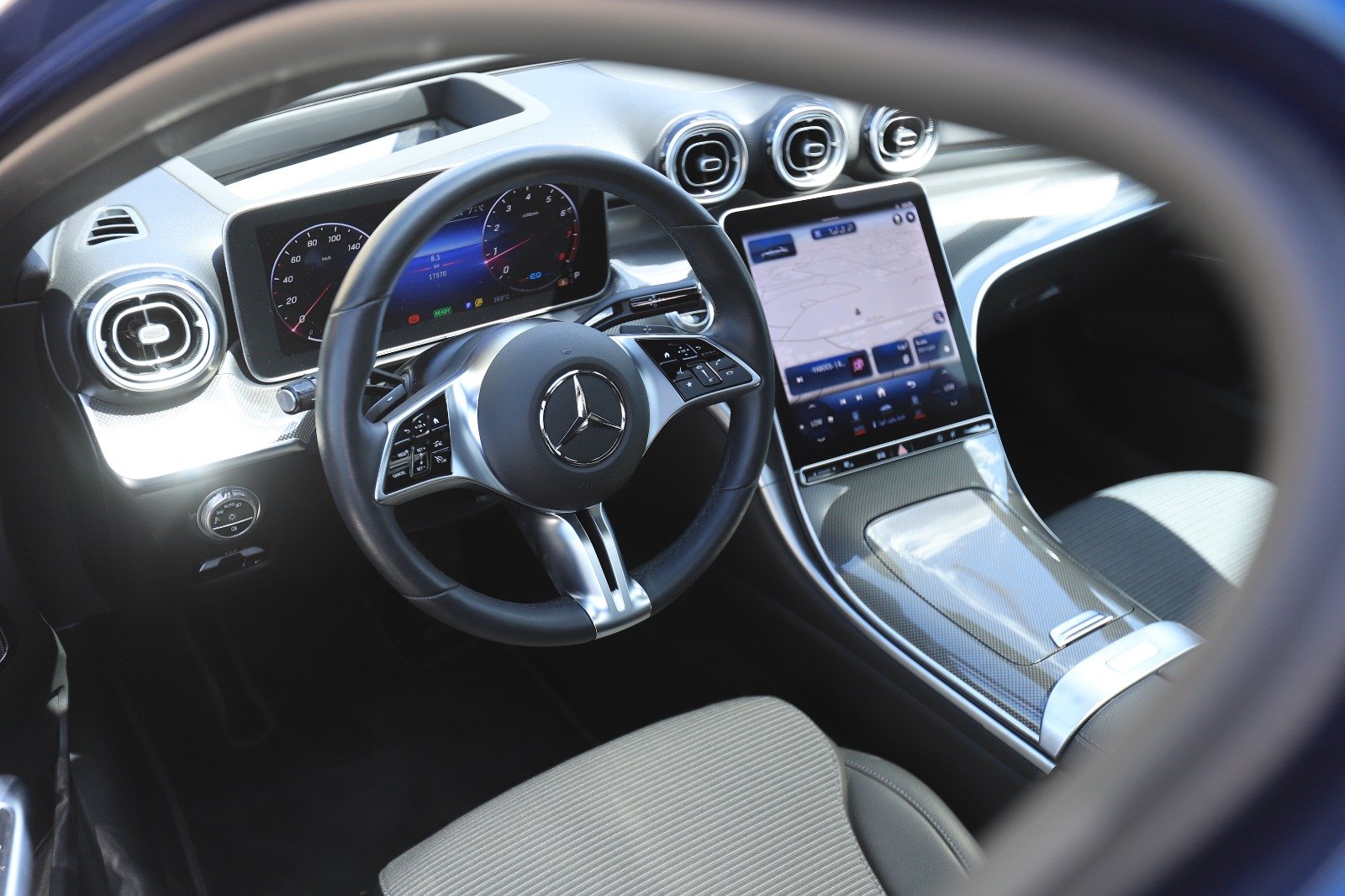 
								Mercedes C 180 full									