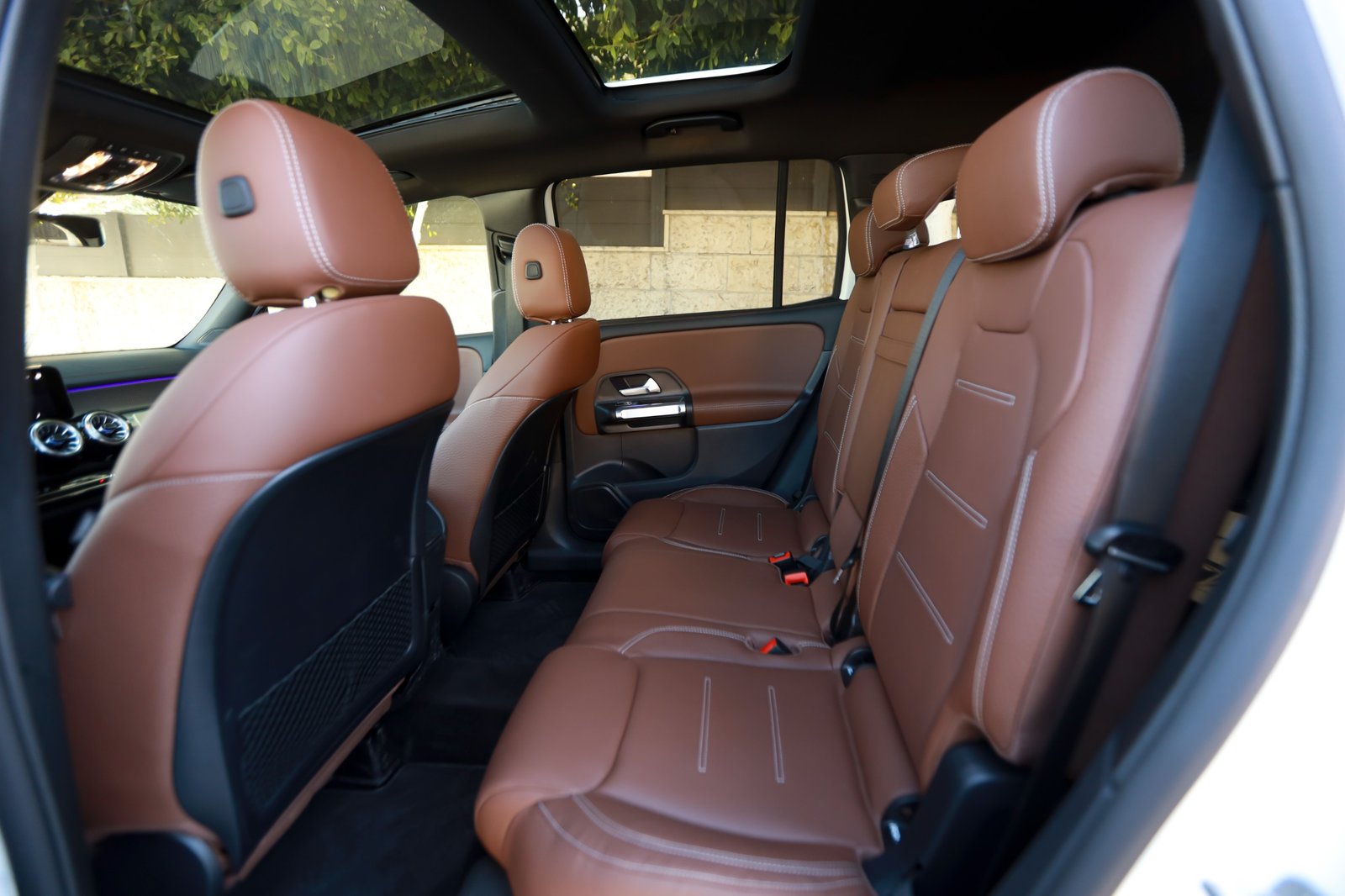 
								Mercedes GLB 250 4MATIC 5-S full									