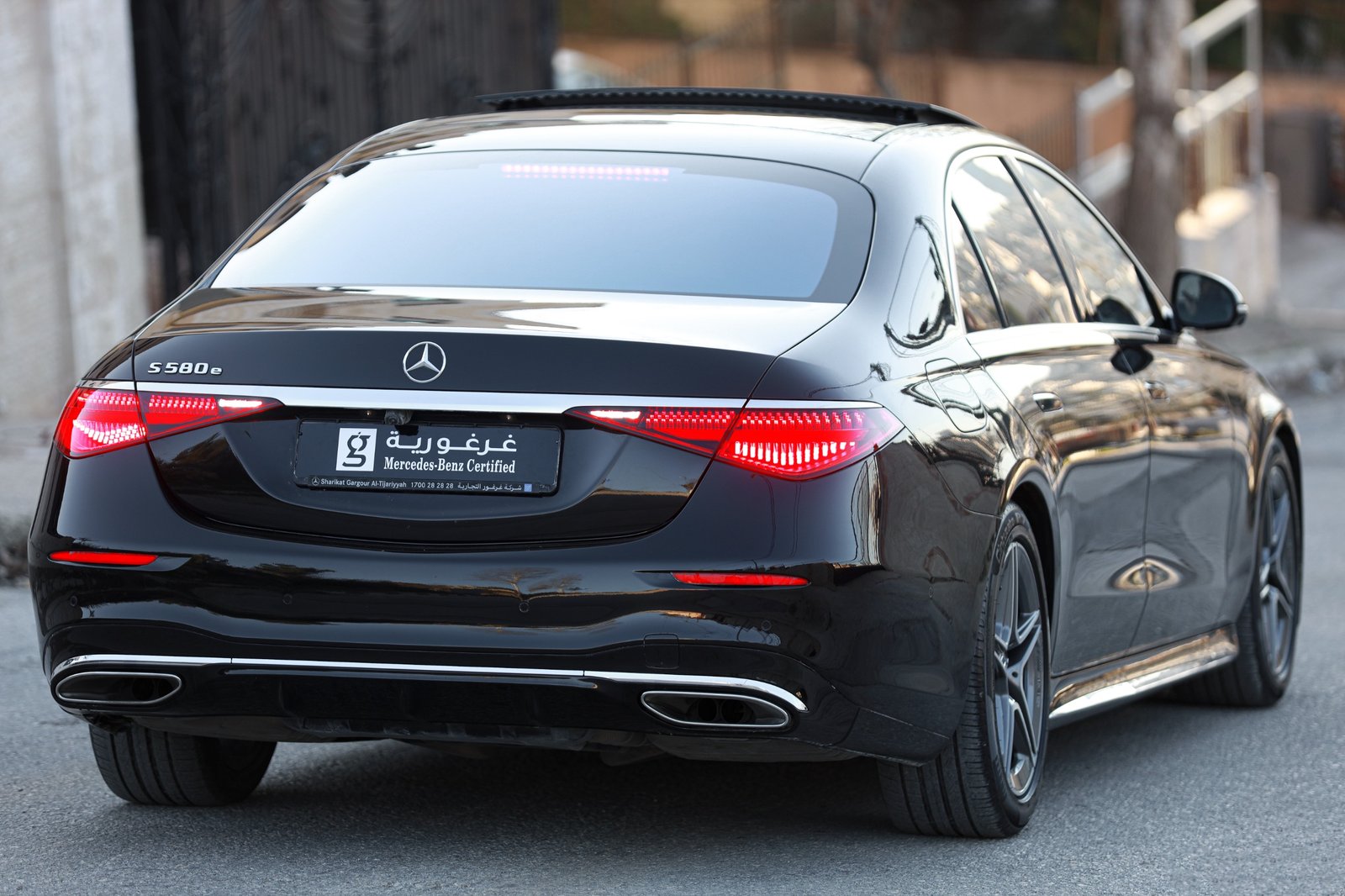 
								Mercedes S 580 e full									
