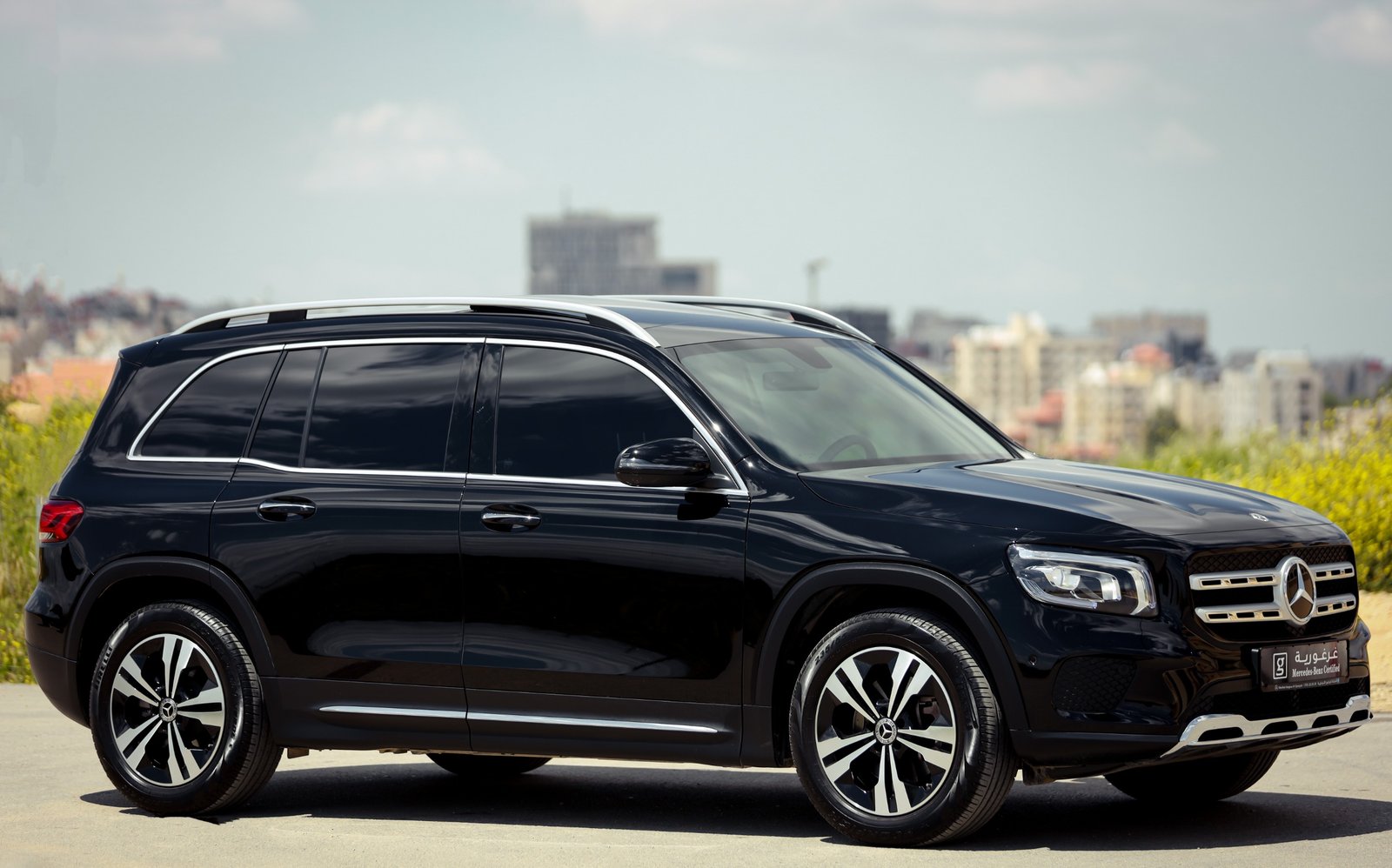 
								Mercedes GLB 250 4MATIC 5-S full									