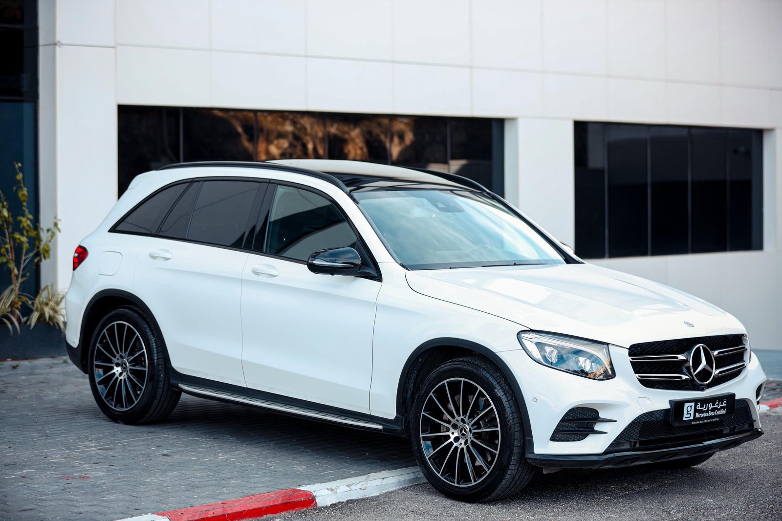 
								Mercedes GLC 250 full									