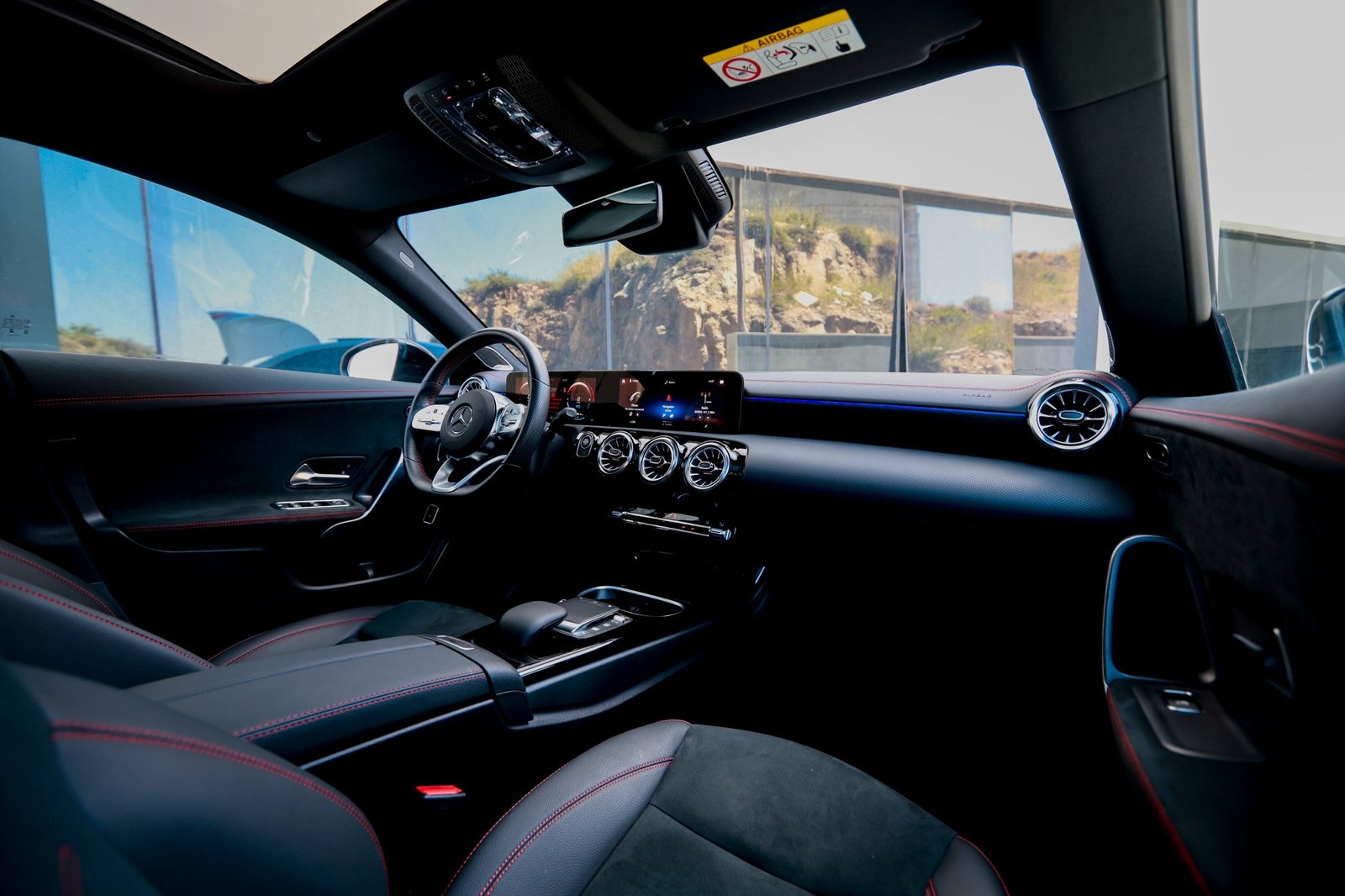 
								Mercedes CLA 250 e Coupe AMG full									