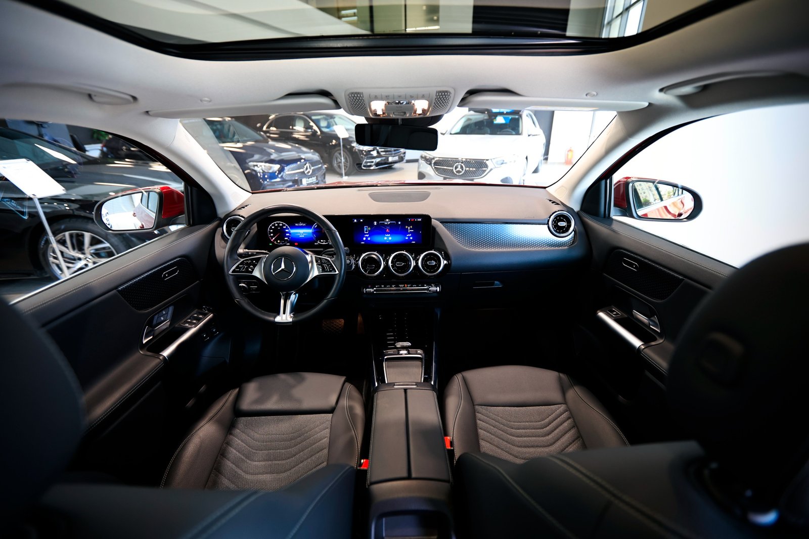 
								Mercedes GLA 250 e FL full									