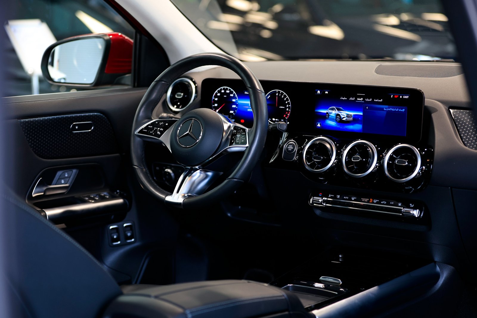 
								Mercedes GLA 250 e FL full									