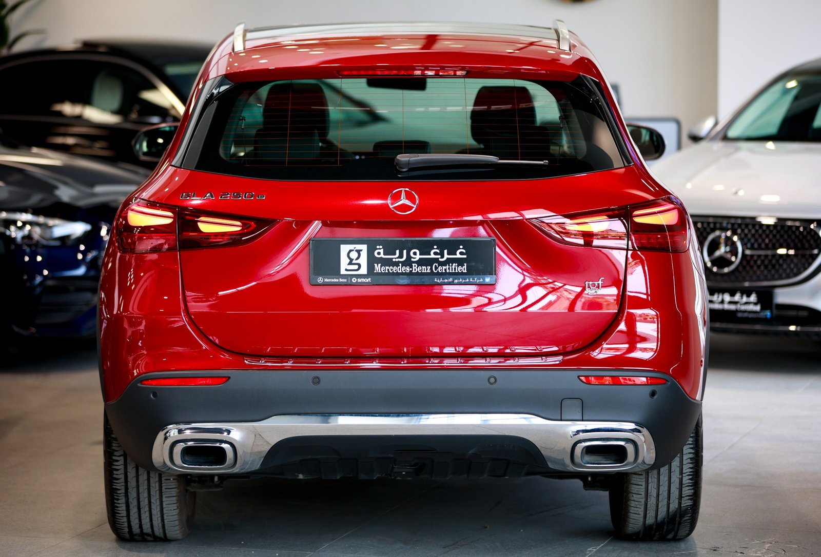 
								Mercedes GLA 250 e FL full									