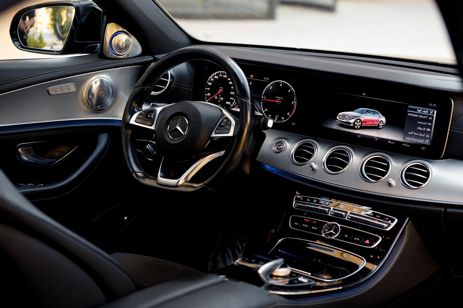 
								Mercedes E220d full									