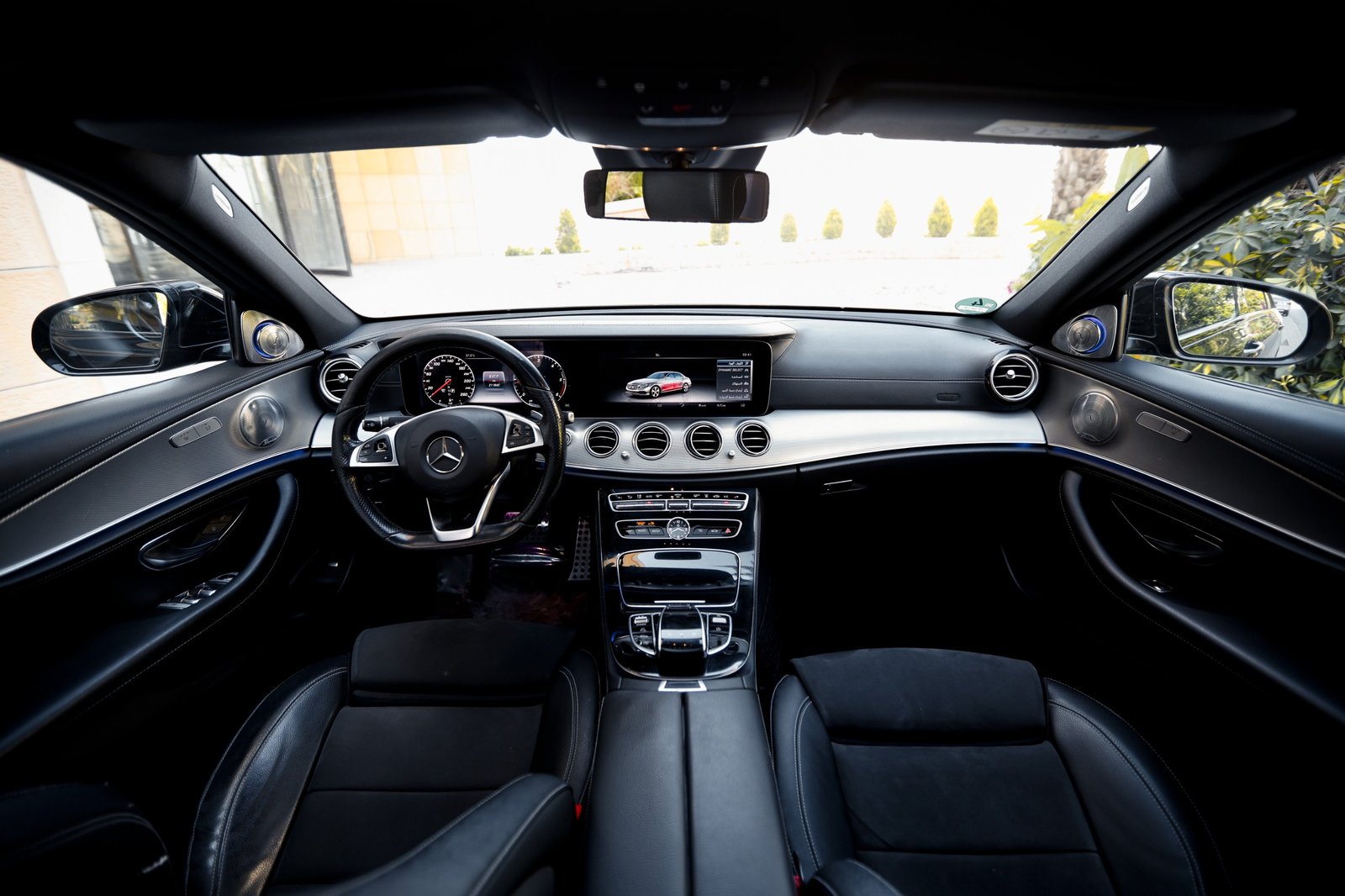 
								Mercedes E220d full									