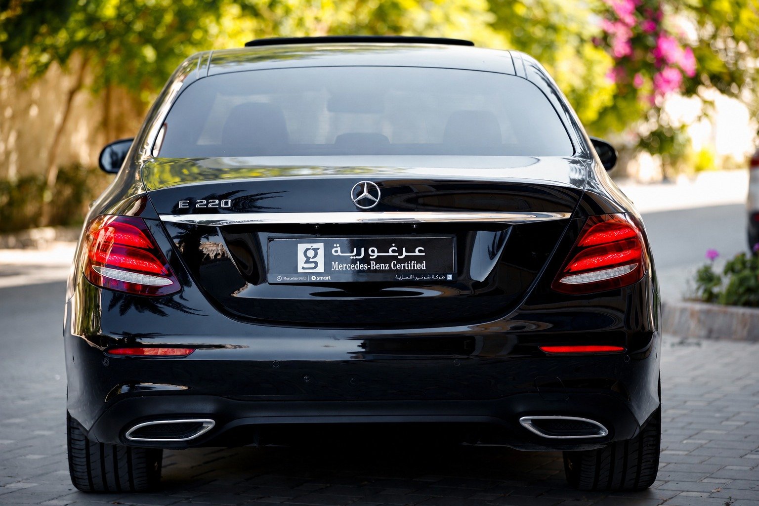 
								Mercedes E220d full									