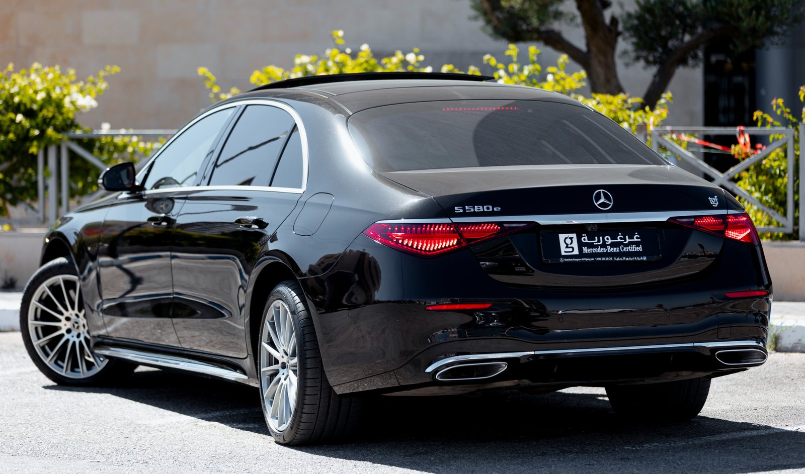 
								Mercedes S 580 e full									
