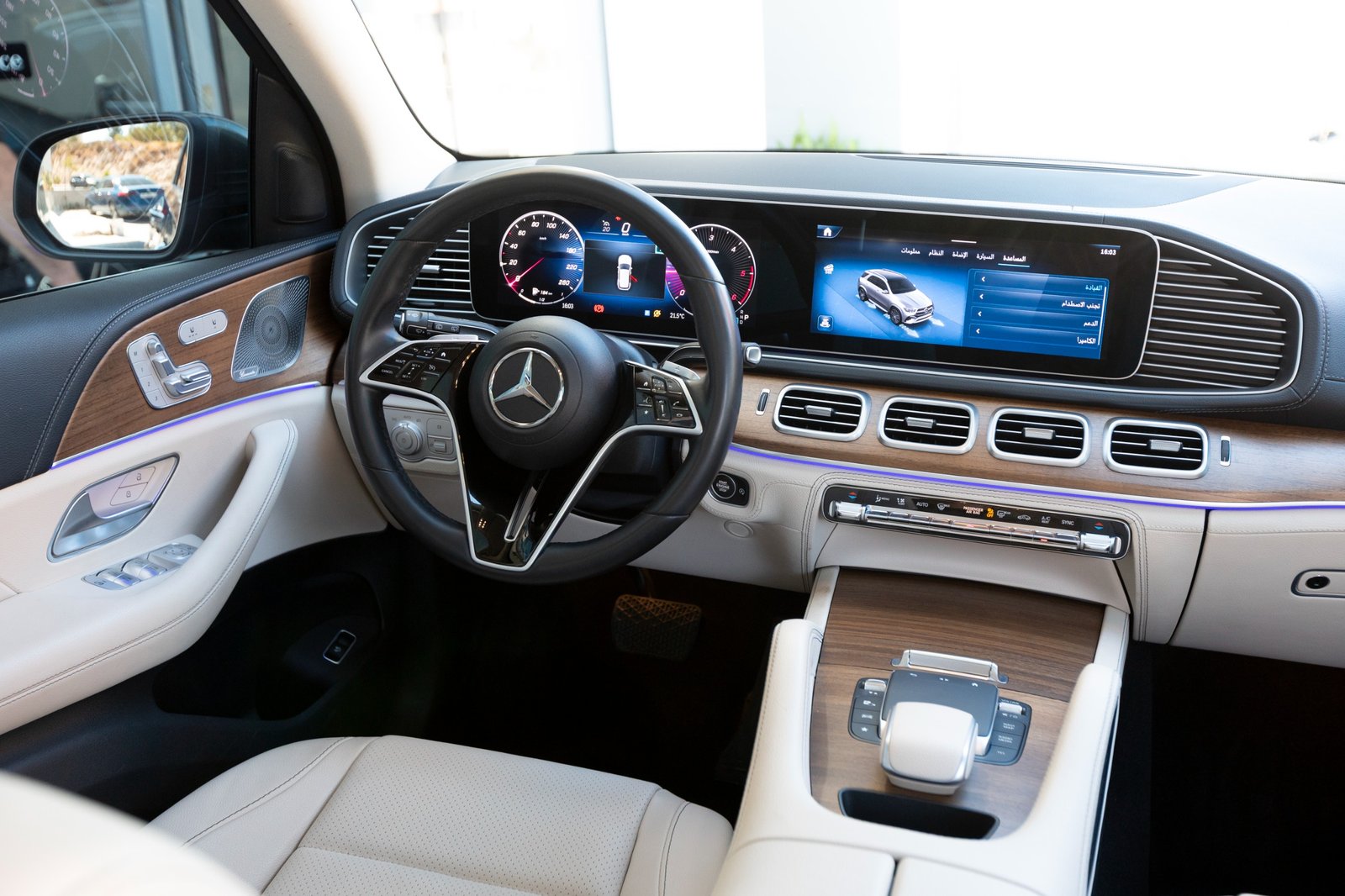 
								Mercedes GLE 300 d 4MATIC 6-s full									