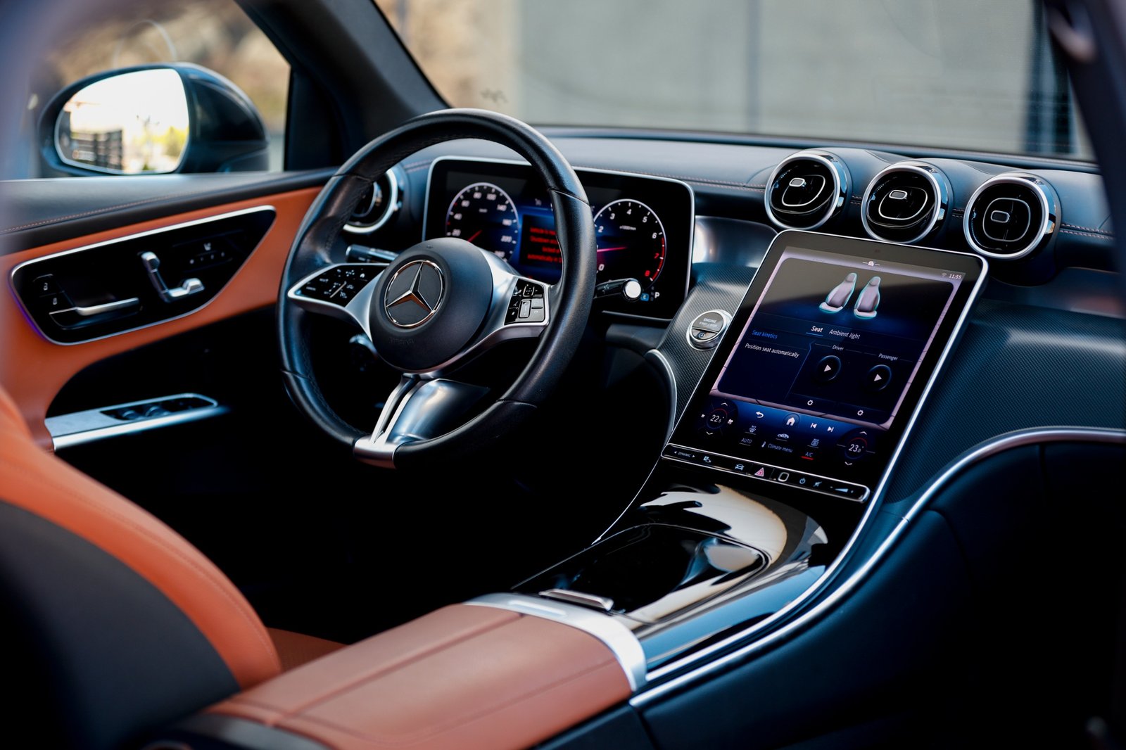 
								Mercedes GLC 200 Coupé full									