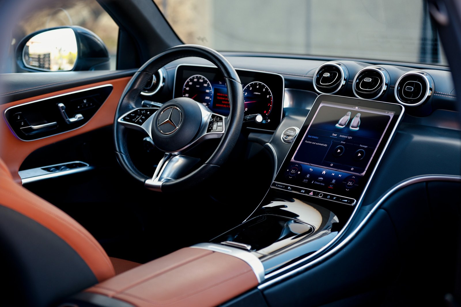 
								Mercedes GLC 200 Coupé full									