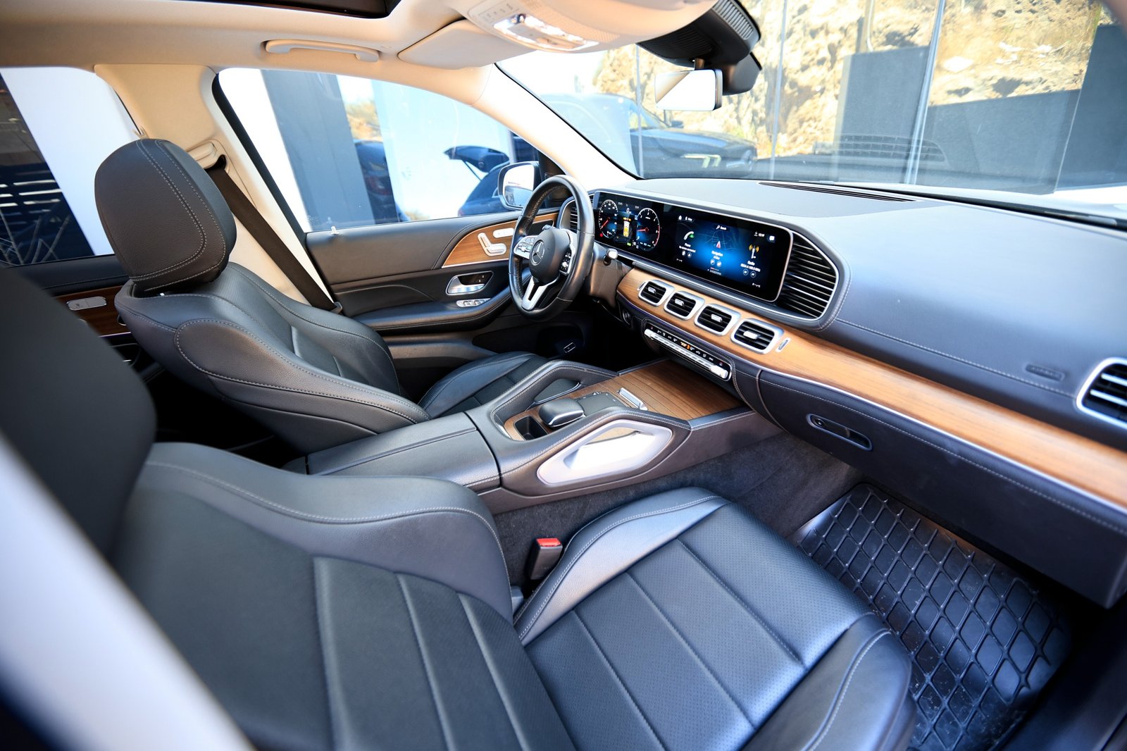 
								Mercedes GLE 300 d 4MATIC 6-s full									