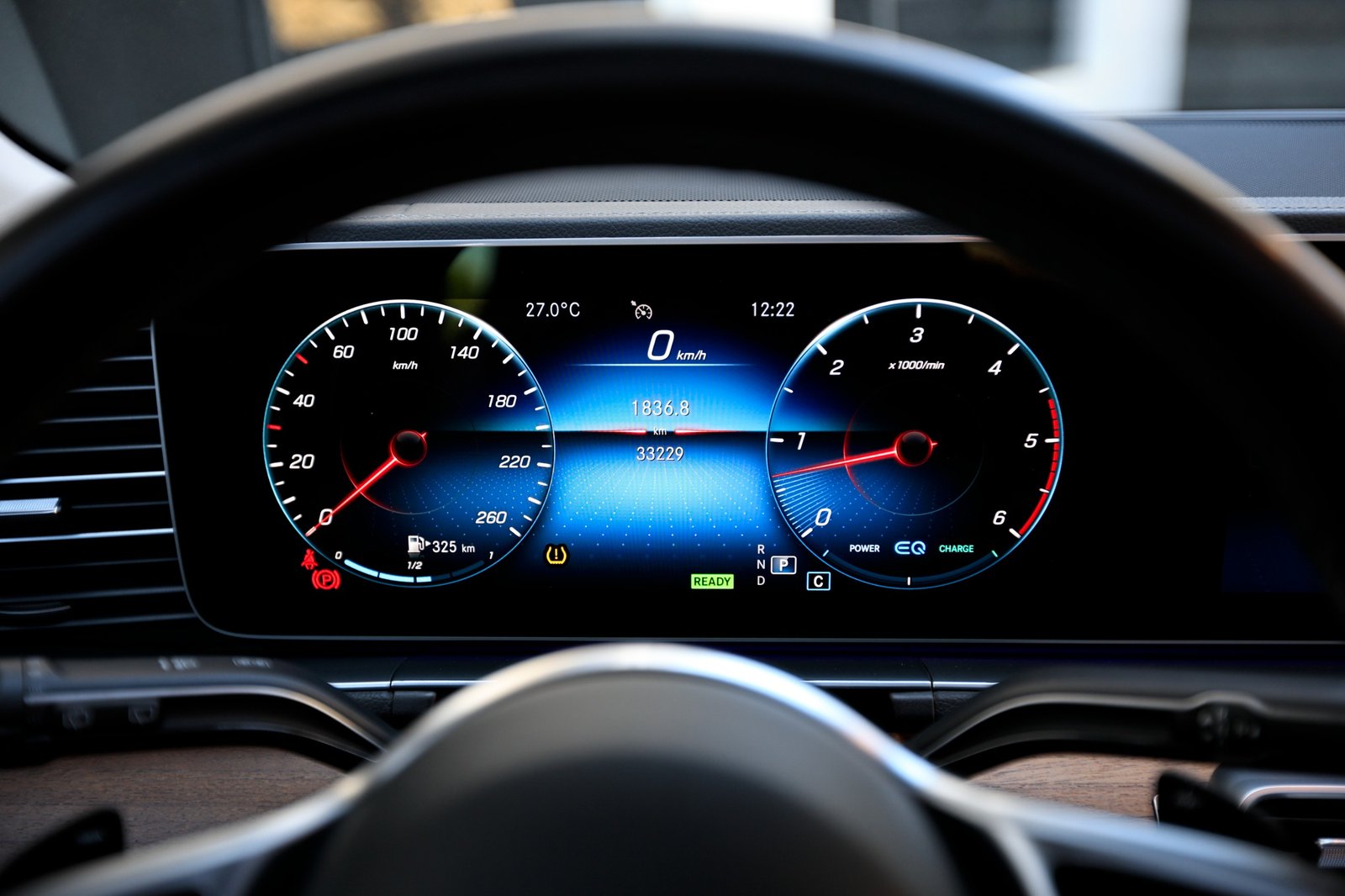 
								Mercedes GLE 300 d 4MATIC 6-s full									