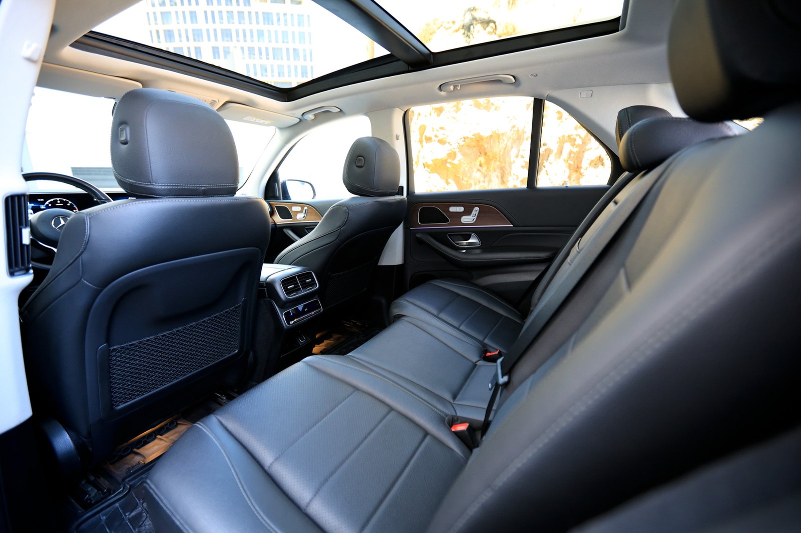 
								Mercedes GLE 300 d 4MATIC 6-s full									