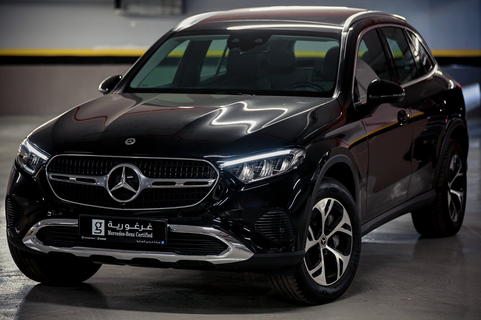 
								Mercedes GLC 300 e 4MATIC full									