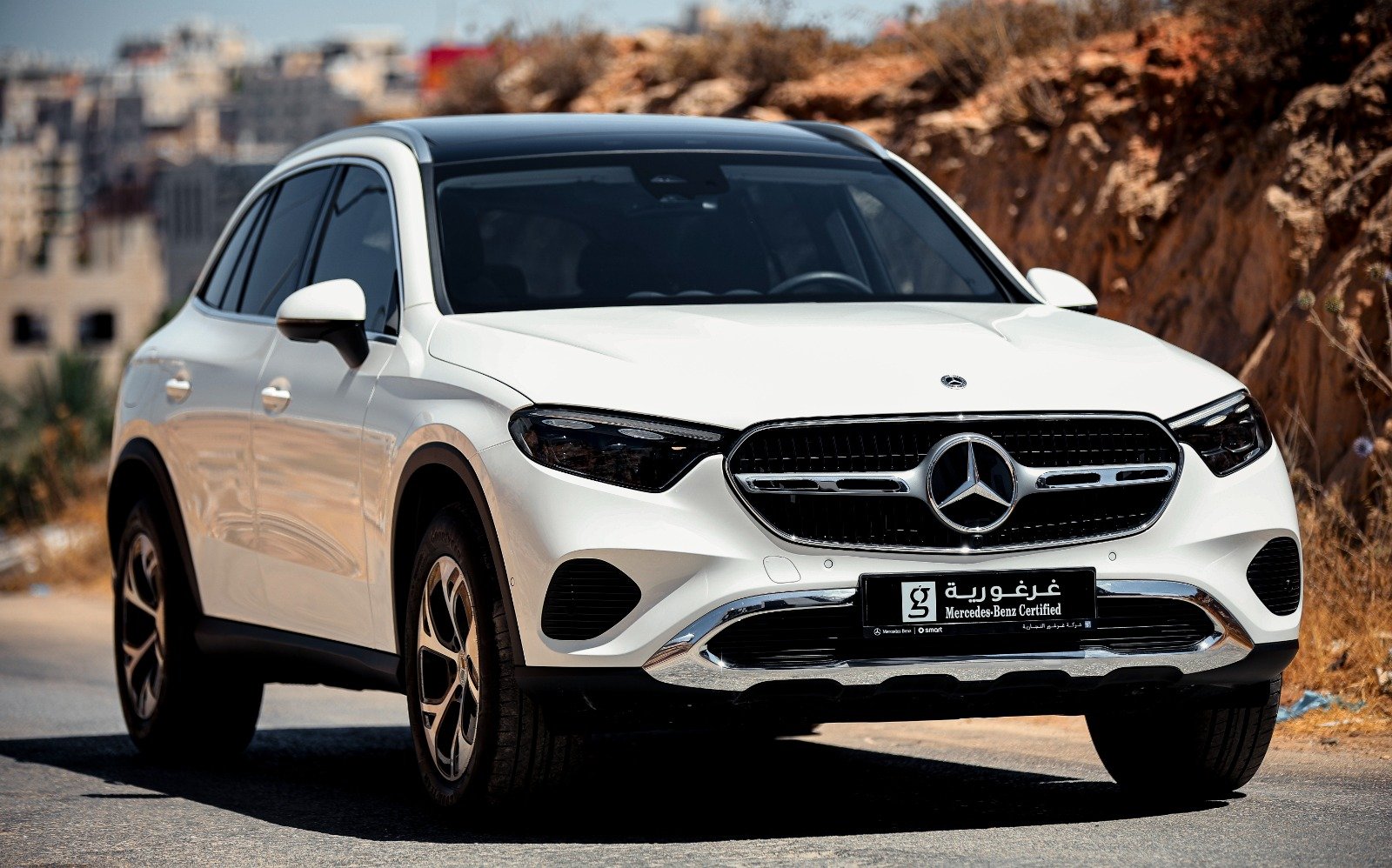 
								Mercedes GLC 300 e 4MATIC full									