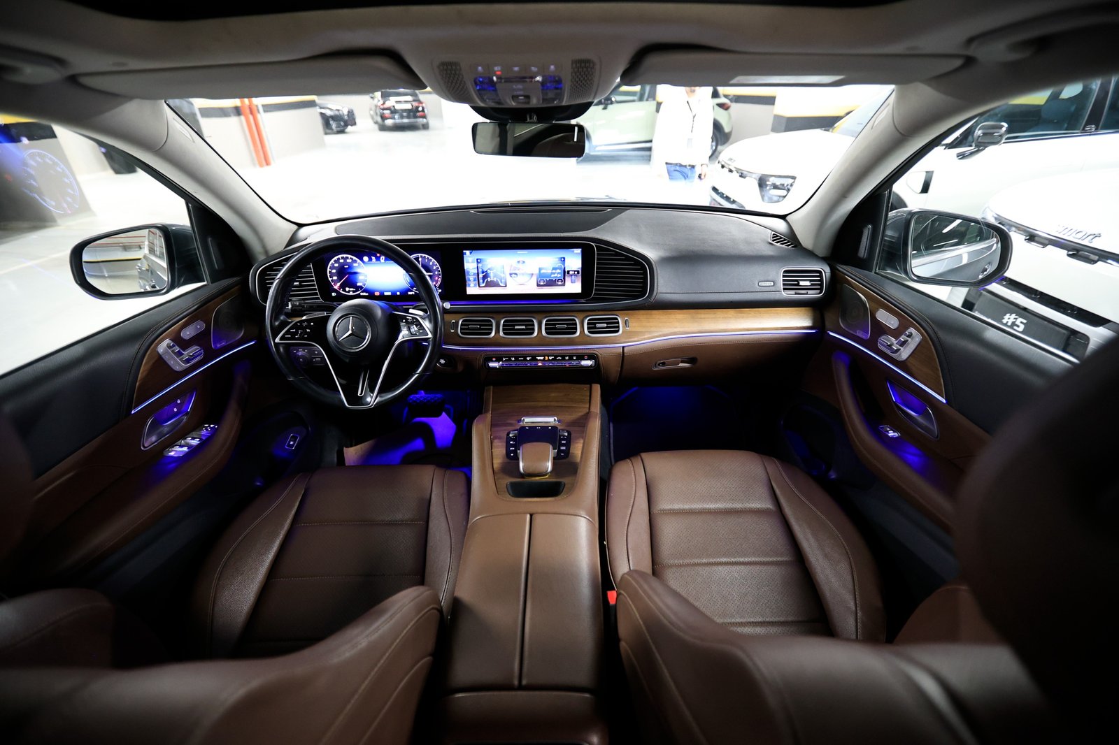 
								Mercedes GLE 350 de 4MATIC full									
