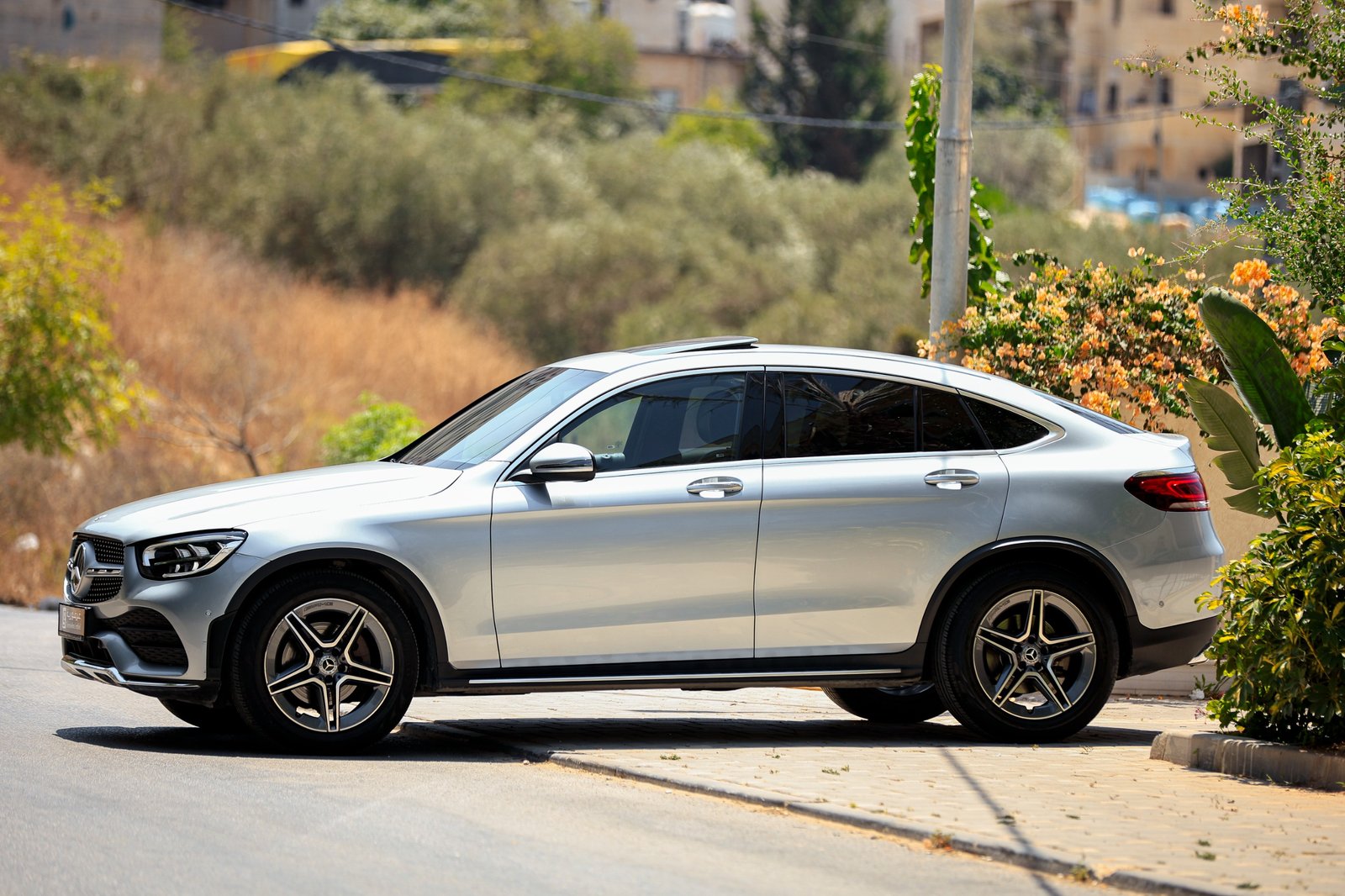 
								Mercedes GLC 200 Coupé full									
