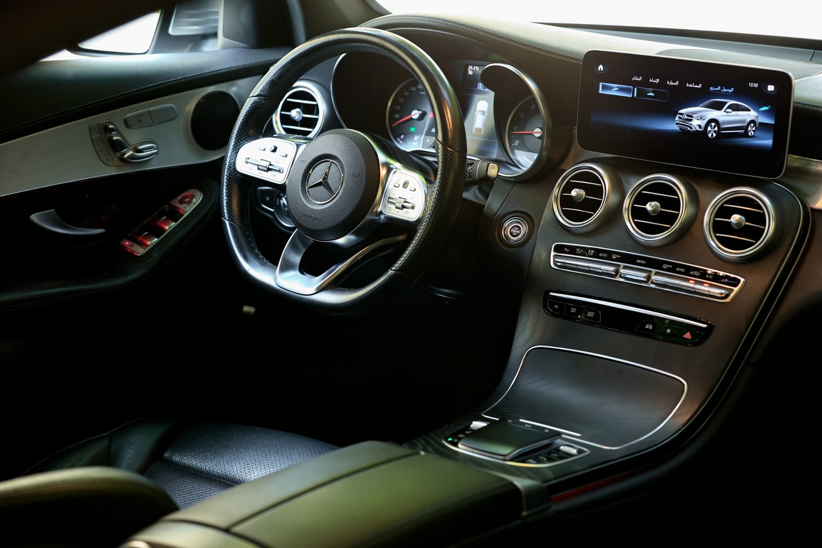 
								Mercedes GLC 200 Coupé full									