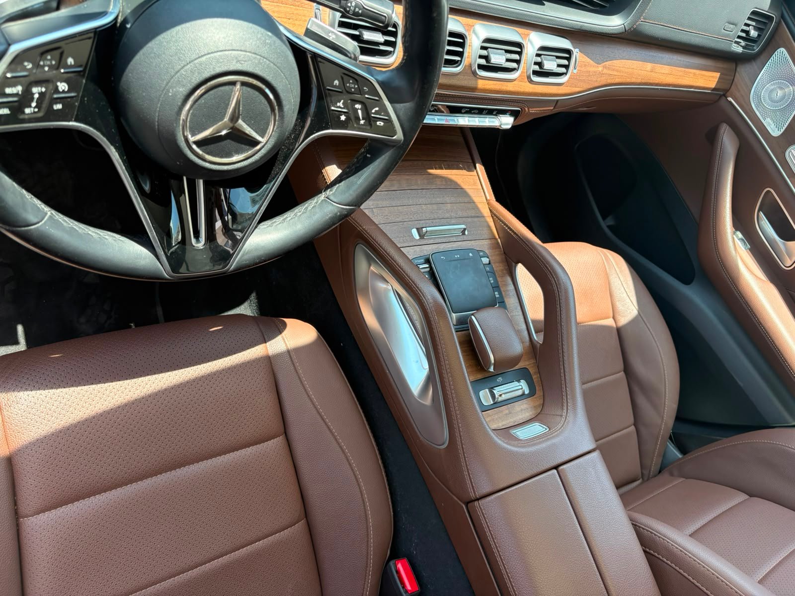 
								Mercedes GLE 350 de 4MATIC Airmatic full									